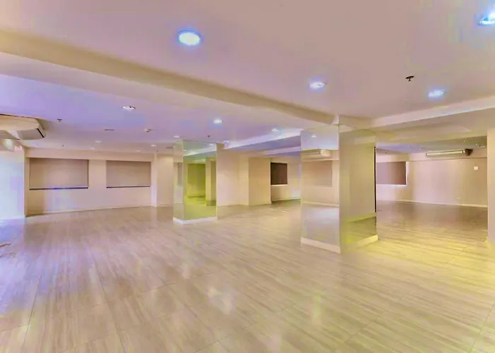 Spacious One Bedroom Listing At Horizon 101 Апарт-отель *